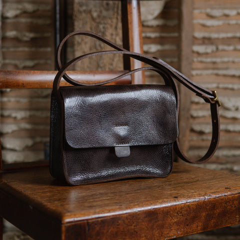 SHOULDER BAGS